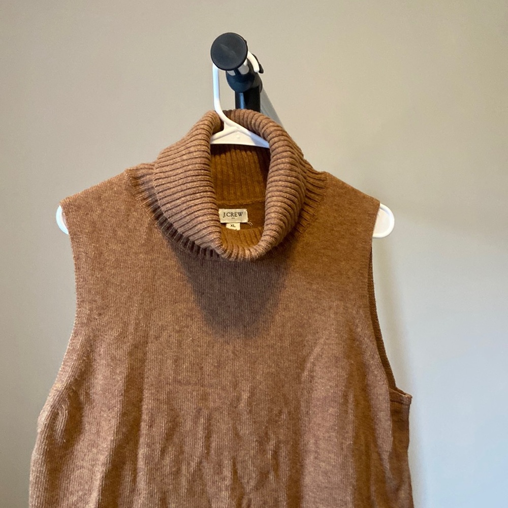 J crew sleeveless turtleneck sweater. XL